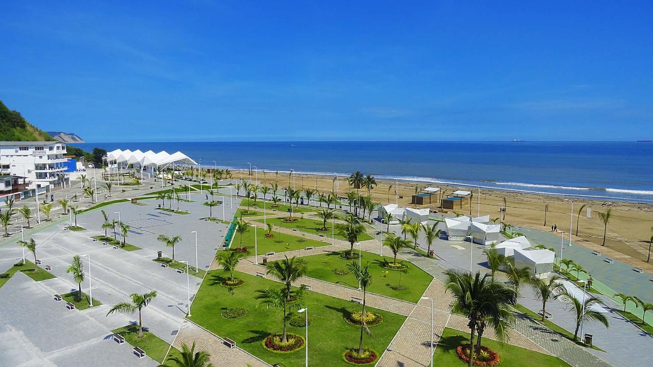 Hotel Las Palmas Esmeraldas Exterior photo