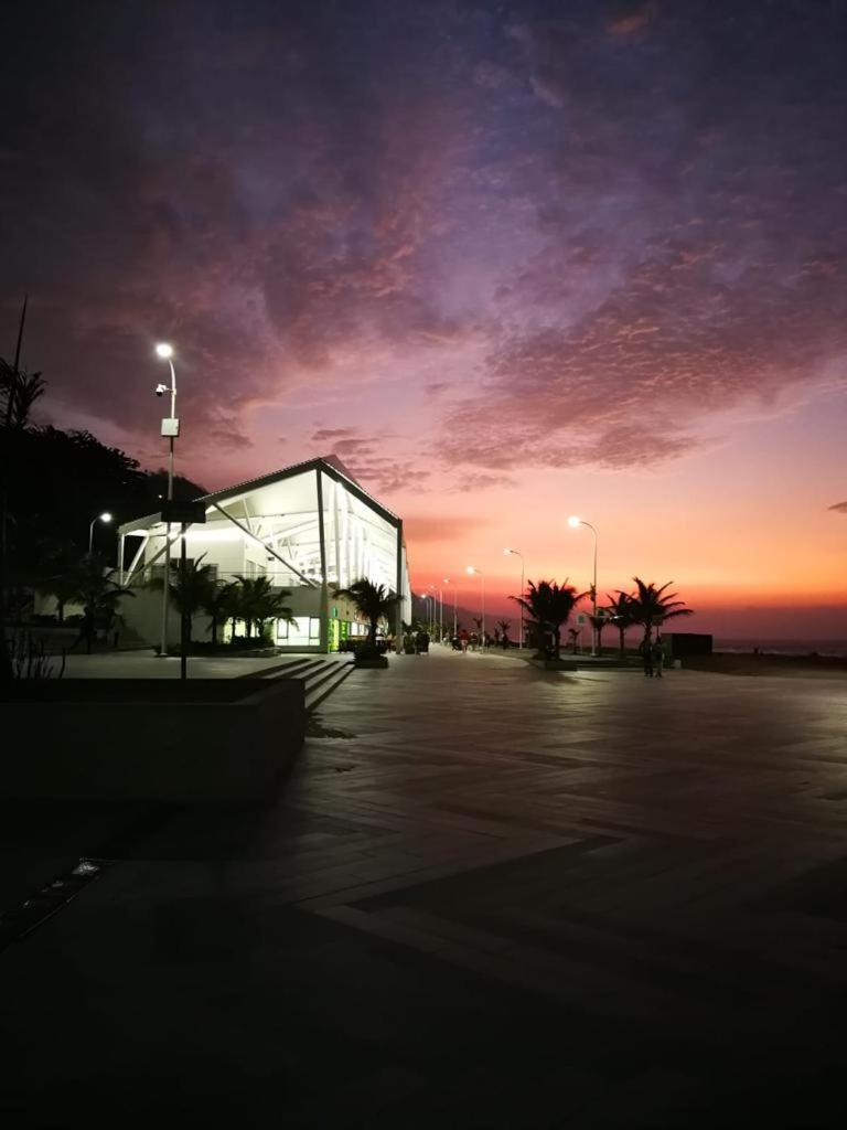 Hotel Las Palmas Esmeraldas Exterior photo